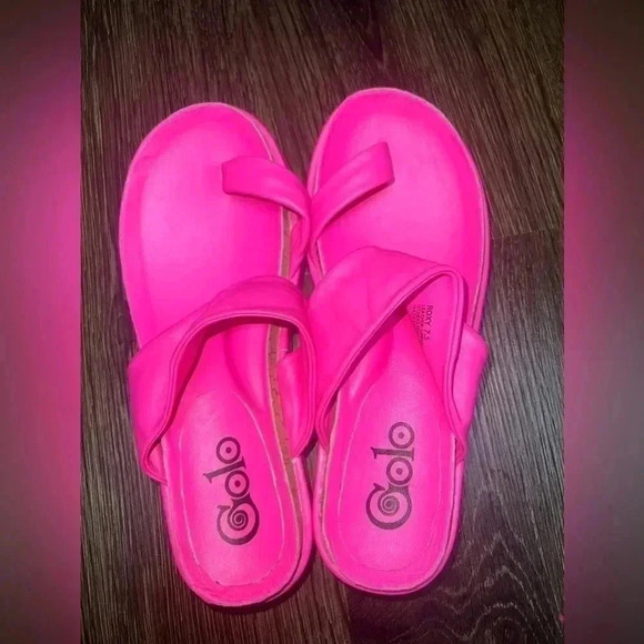 Golo | Shoes | Golo Babita Studded Strappy Platform Sandal  GOLO‎ Roxy Pink Leather Platform Arch Padded/ Support Sandals Sz 7.5
